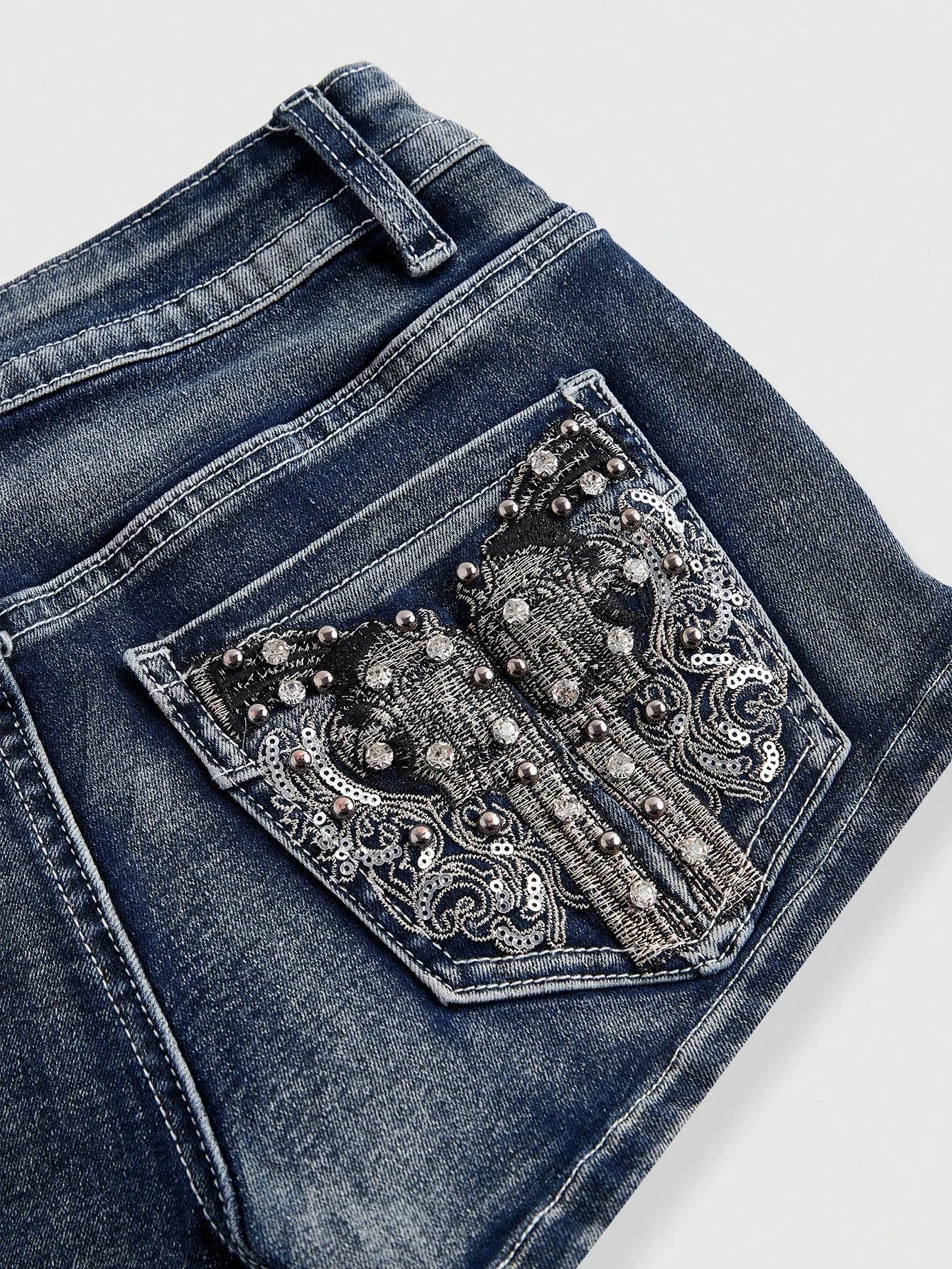 Low Rise Distressed Denim Shorts Female Jeans Womens Jeans Shorts Vintage Y2K Punk Style Embroidered Hot Pants